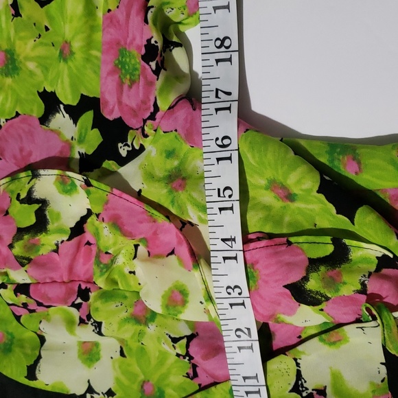 WAYF Top - Picture 3 of 6